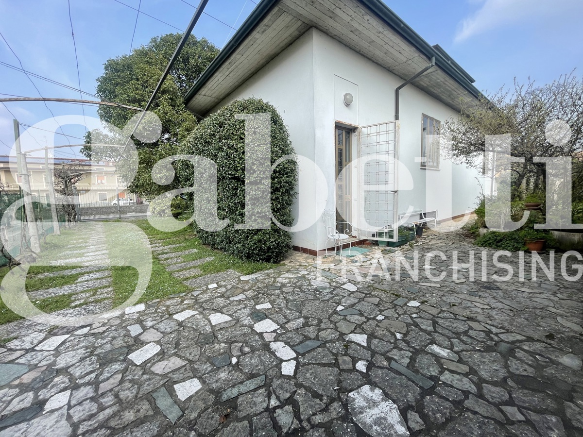 Foto 6 di 38 - Villa in vendita a Chiari