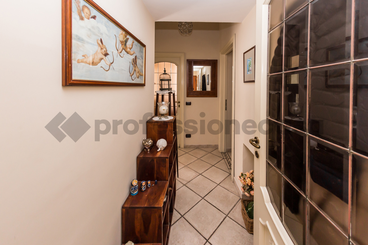 Foto 21 di 41 - Appartamento in vendita a Portici