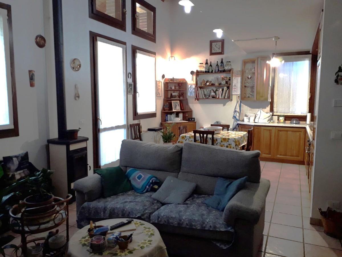 Foto 1 di 22 - Appartamento in vendita a Monte San Pietro