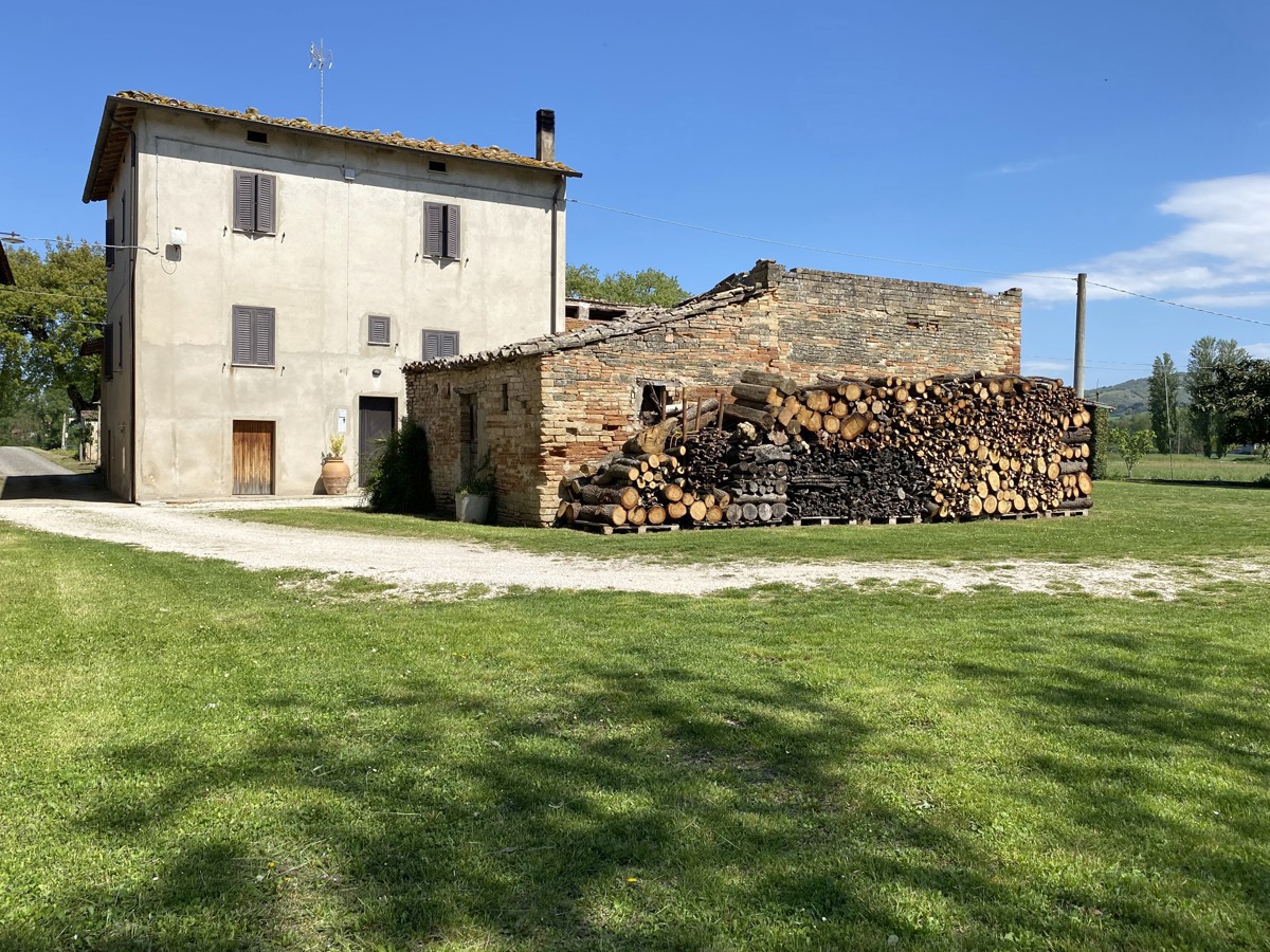 Foto 23 di 28 - Casa indipendente in vendita a Assisi