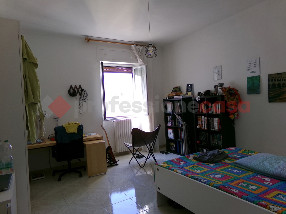 Foto 31 di 38 - Appartamento in vendita a Bari
