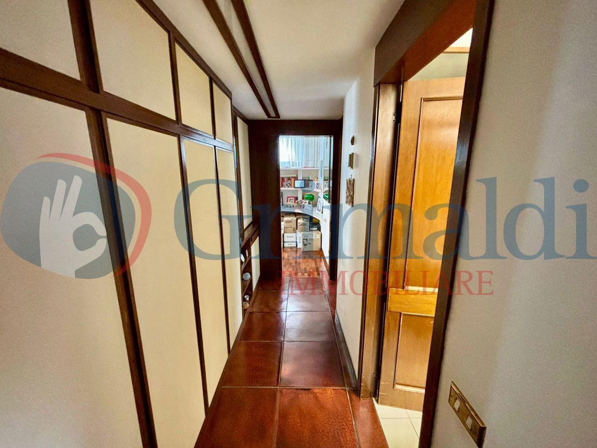 Foto 9 di 21 - Appartamento in vendita a Napoli