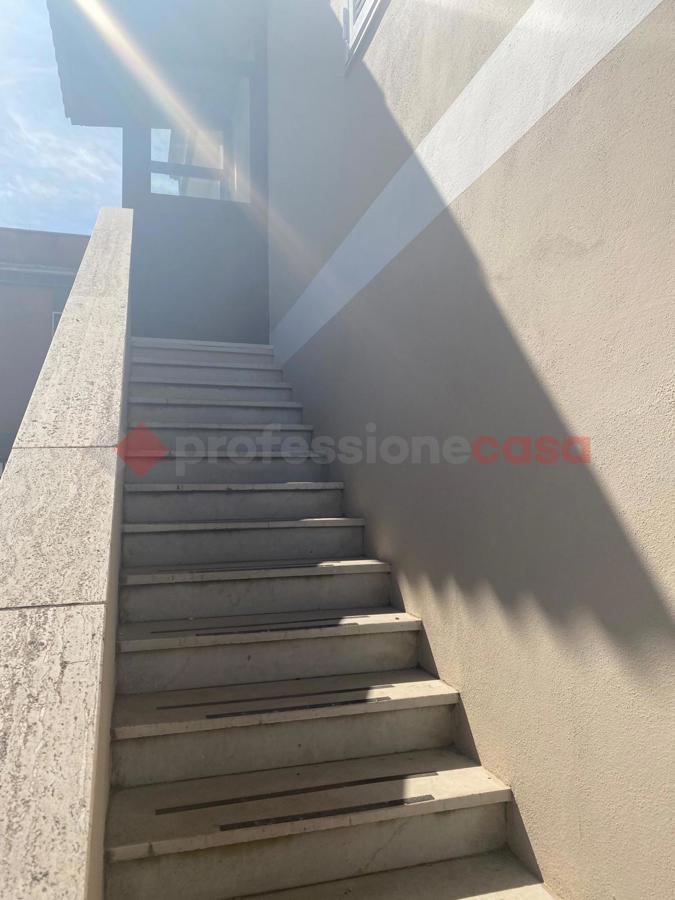 Foto 2 di 11 - Appartamento in vendita a Albano Laziale