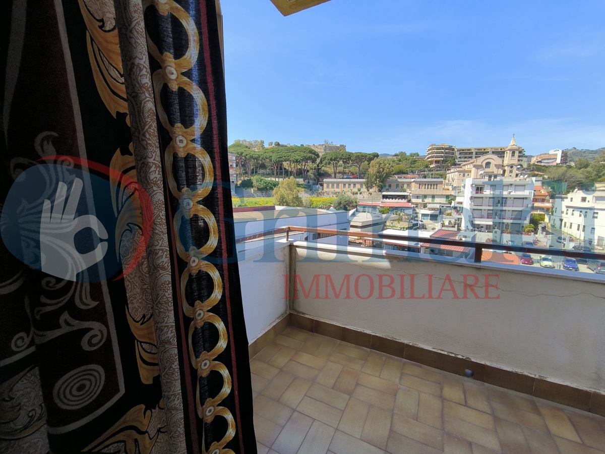 Foto 26 di 39 - Appartamento in vendita a Messina