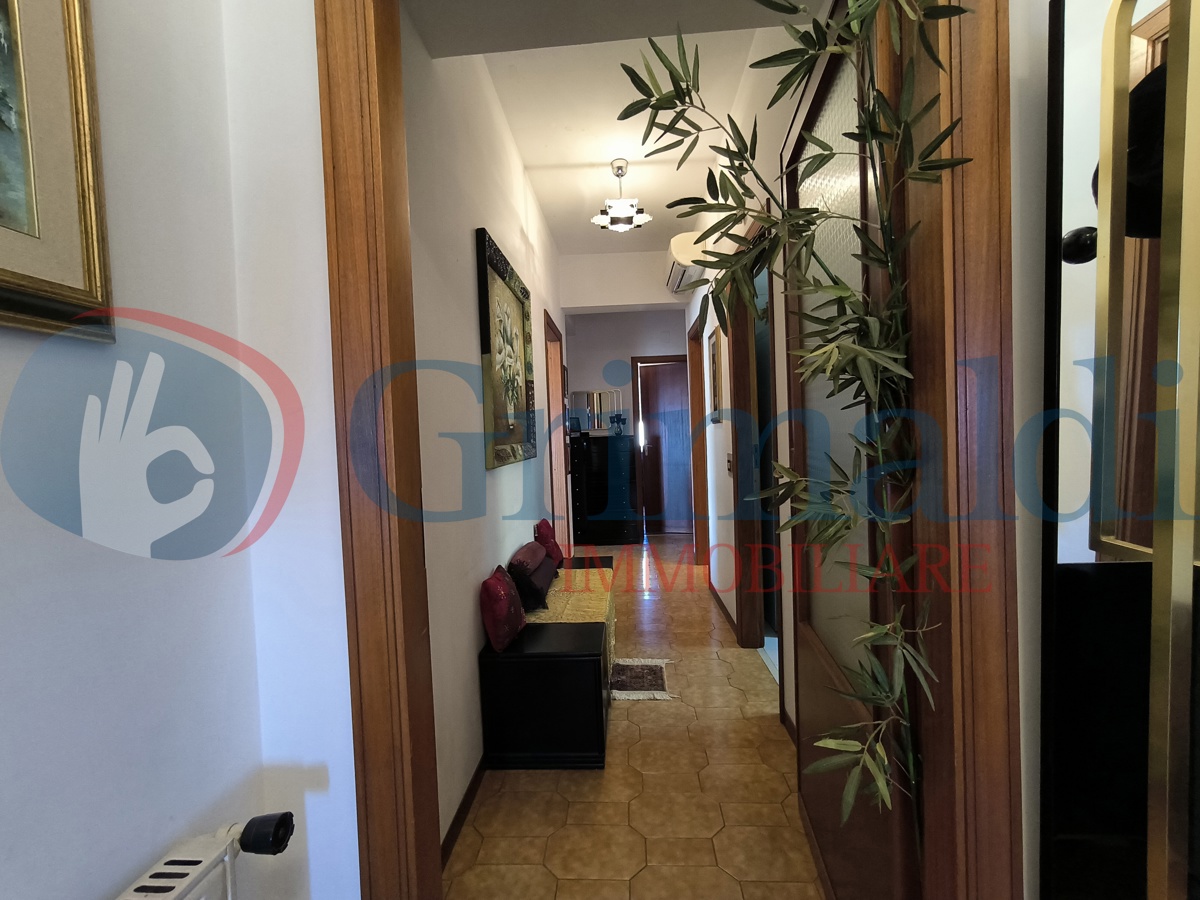 Foto 14 di 39 - Appartamento in vendita a Messina