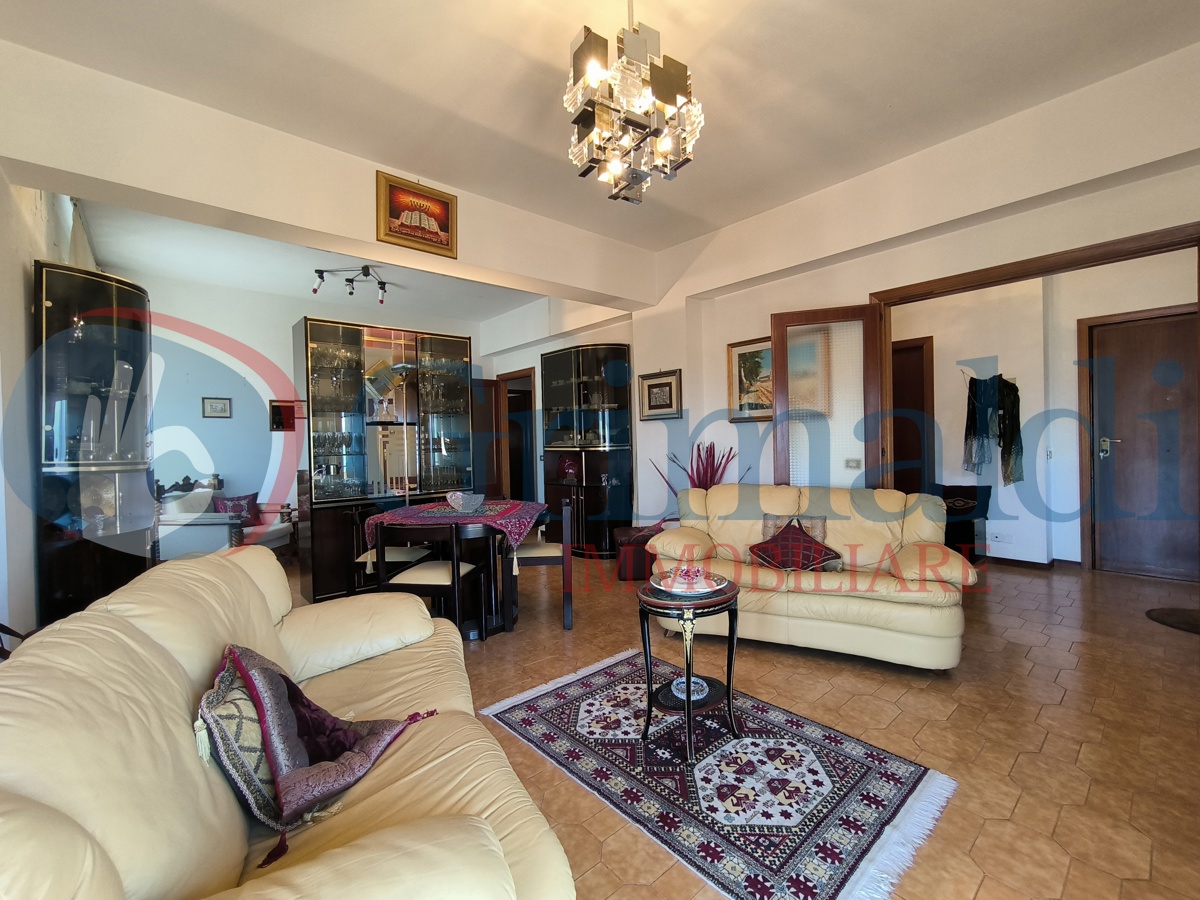 Foto 10 di 39 - Appartamento in vendita a Messina