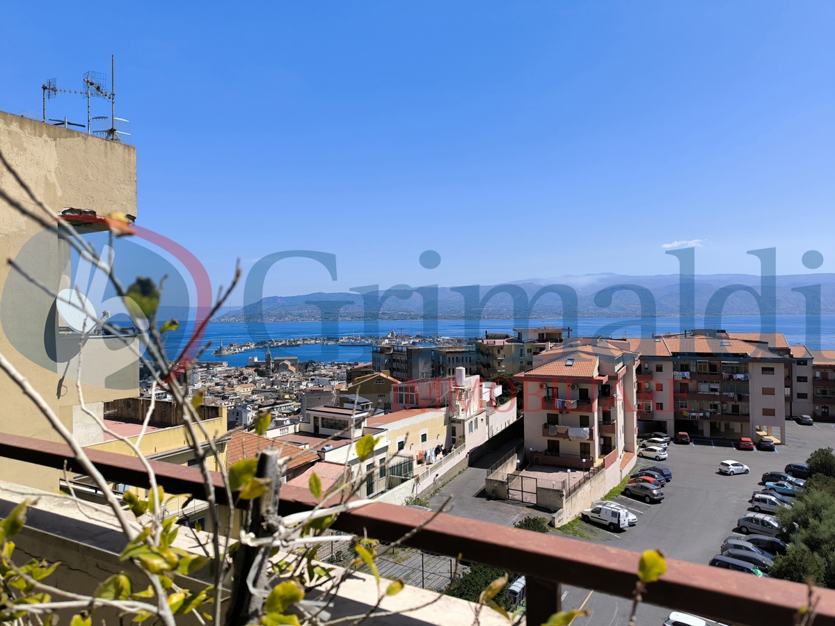 Foto 32 di 39 - Appartamento in vendita a Messina