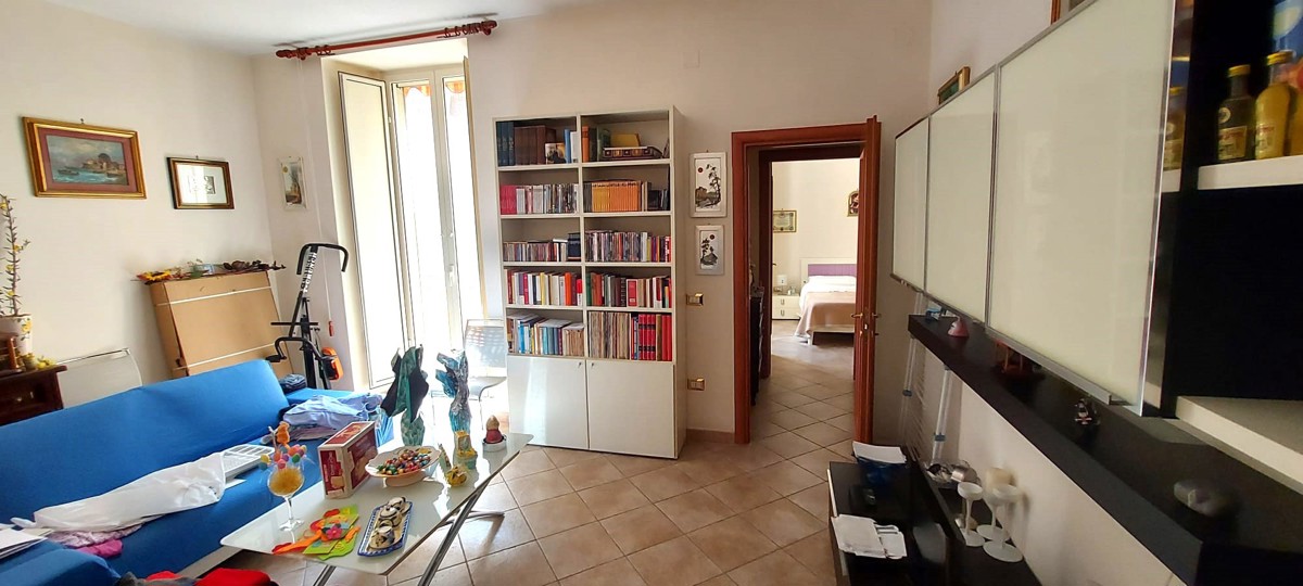 Foto 8 di 20 - Appartamento in vendita a Napoli