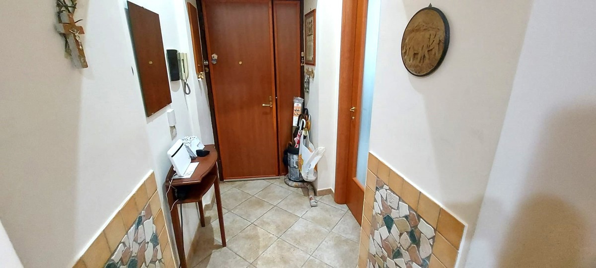 Foto 17 di 20 - Appartamento in vendita a Napoli