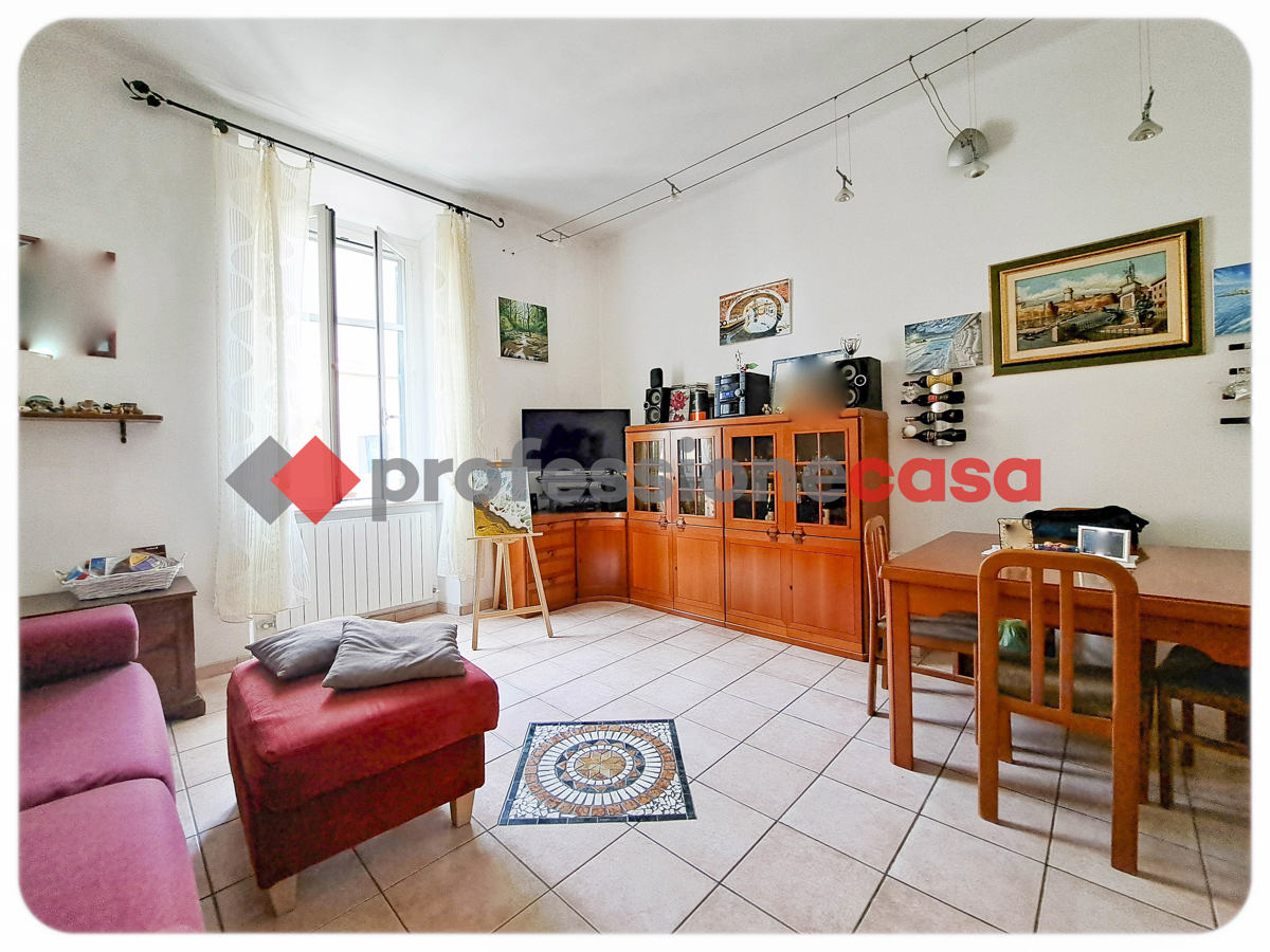 Foto 3 di 29 - Appartamento in vendita a Livorno