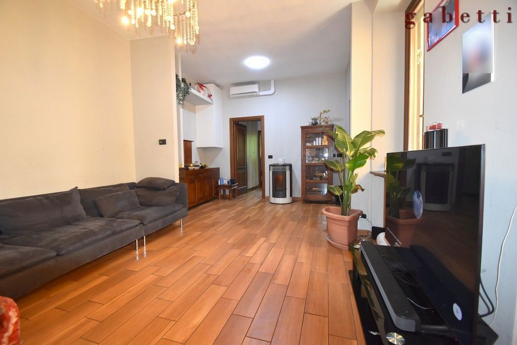 Foto 2 di 17 - Appartamento in vendita a Robecco sul Naviglio