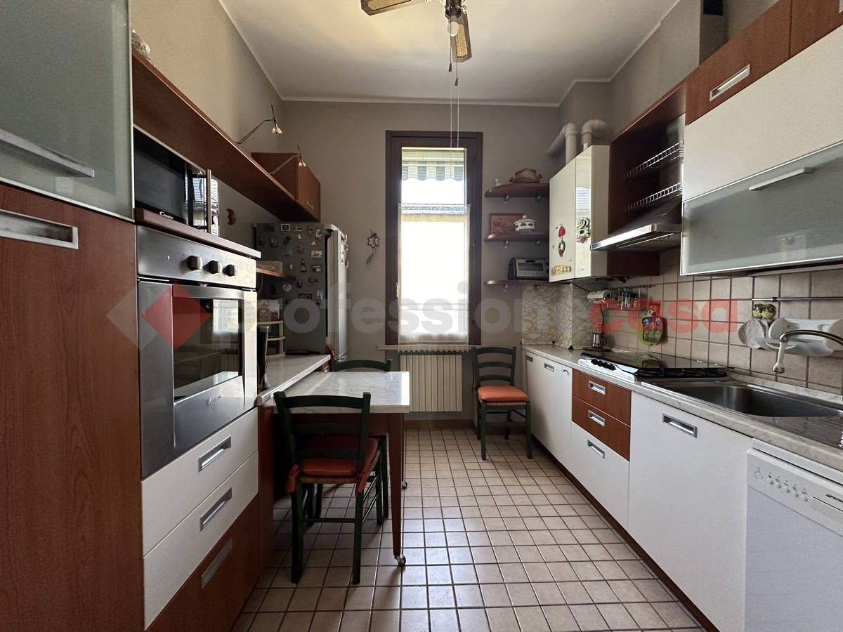Foto 5 di 12 - Appartamento in vendita a Legnago