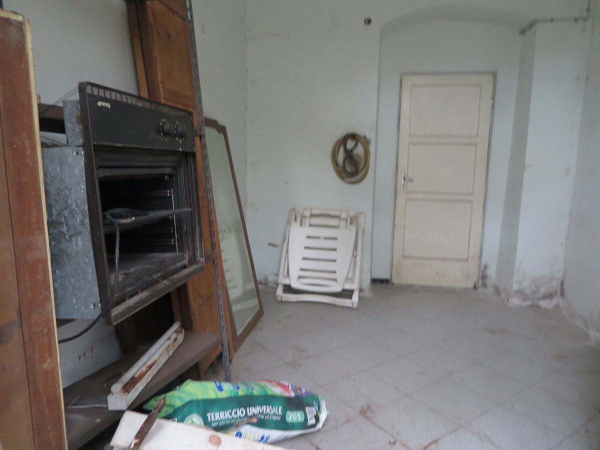 Foto 5 di 11 - Appartamento in vendita a Sarzana