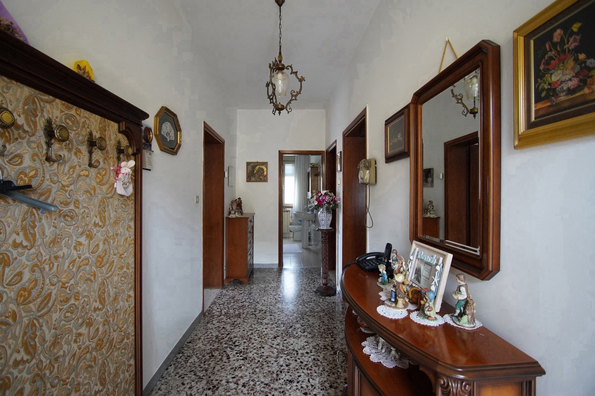 Foto 11 di 18 - Villa in vendita a Venezia