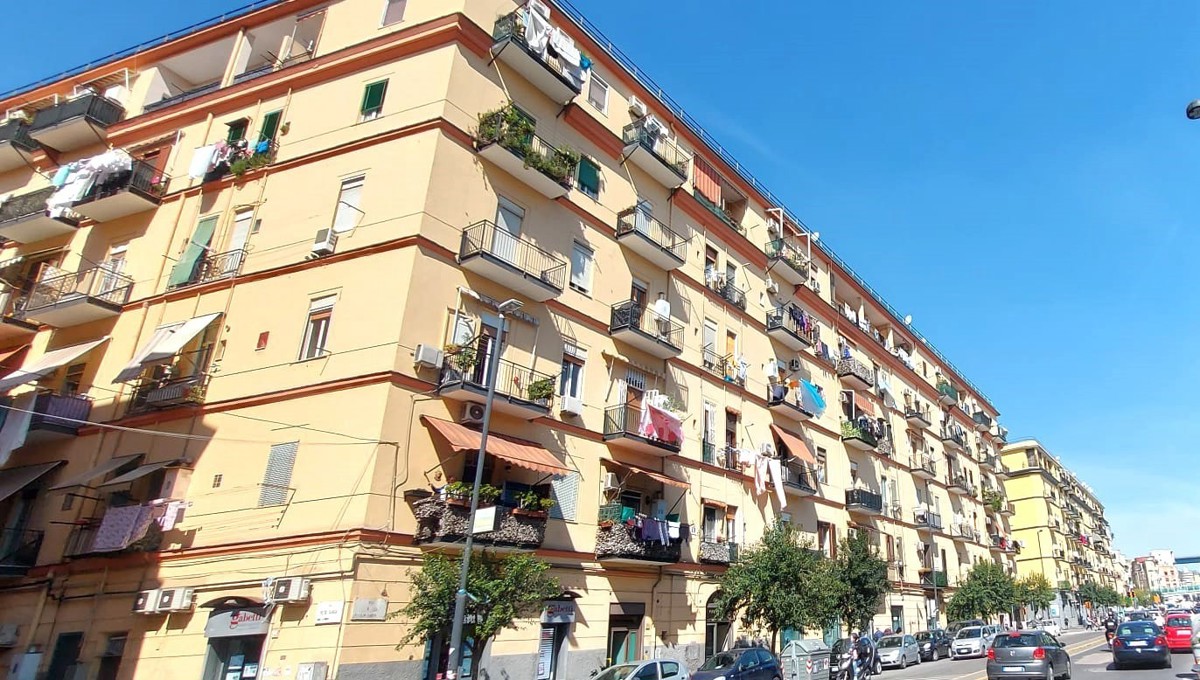 Foto 1 di 16 - Appartamento in vendita a Napoli