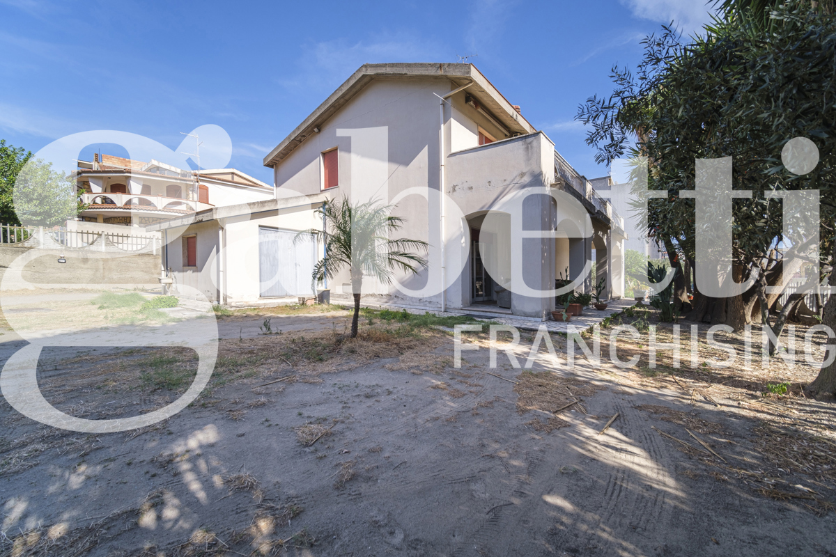 Foto 6 di 52 - Villa in vendita a Reggio Calabria