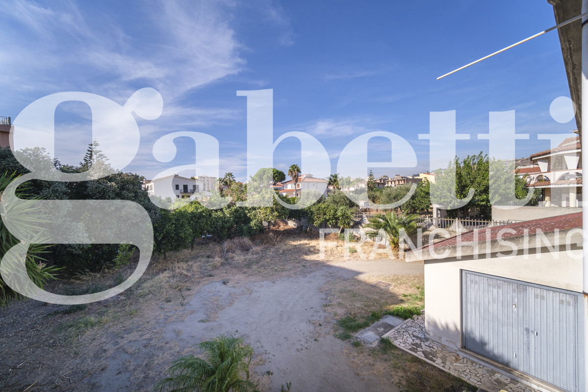 Foto 43 di 52 - Villa in vendita a Reggio Calabria
