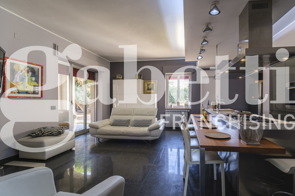 Foto 17 di 52 - Villa in vendita a Reggio Calabria