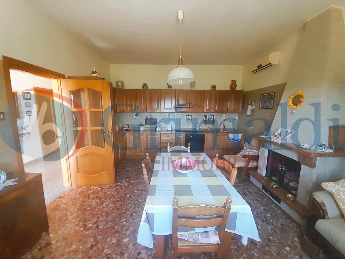 Foto 13 di 30 - Casa indipendente in vendita a Benevento