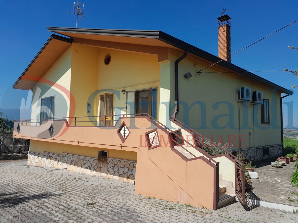Foto 21 di 30 - Casa indipendente in vendita a Benevento