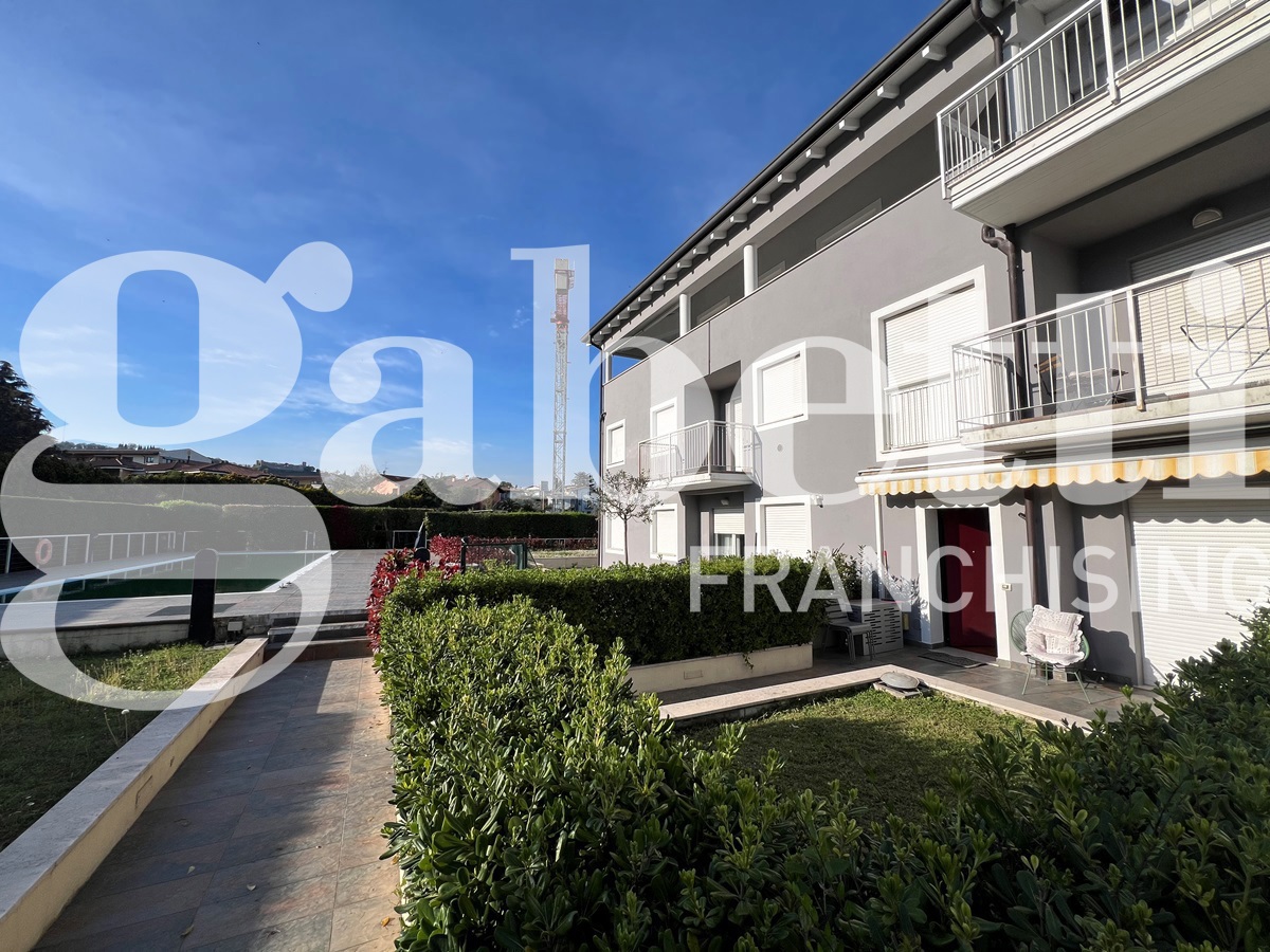 Appartamento in vendita a Padenghe Sul Garda (BS)