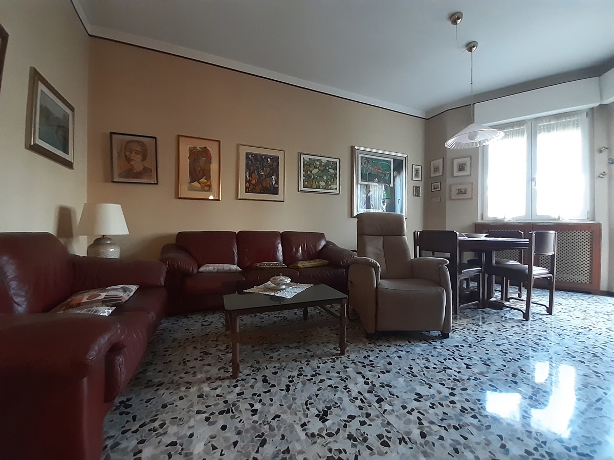 Foto 14 di 28 - Appartamento in vendita a Legnano