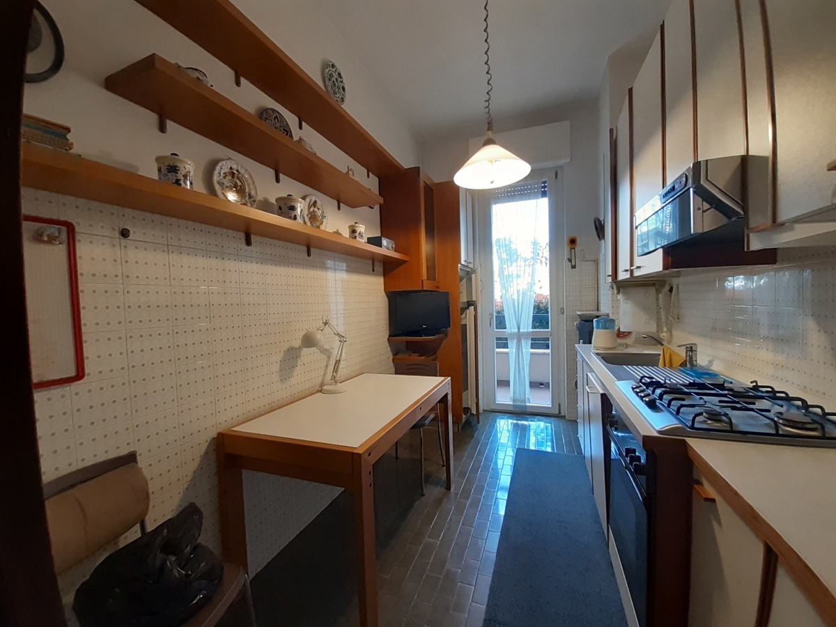Foto 2 di 28 - Appartamento in vendita a Legnano