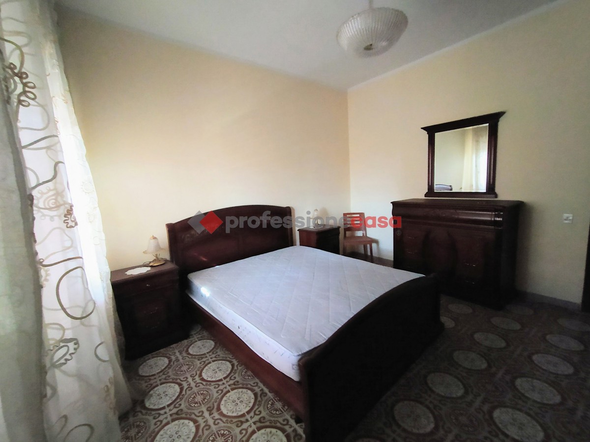Foto 13 di 14 - Appartamento in vendita a Pedara