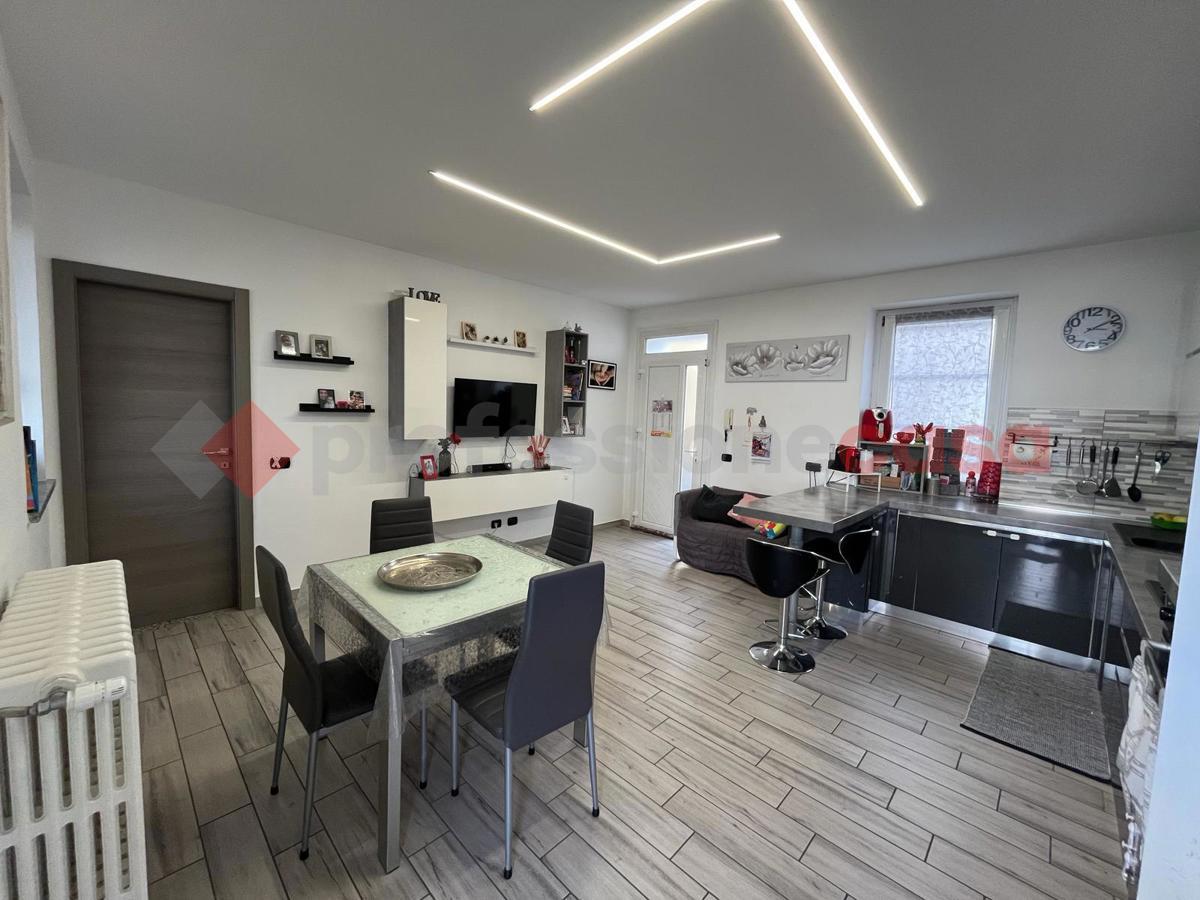 Foto 4 di 13 - Appartamento in vendita a San Vittore Olona