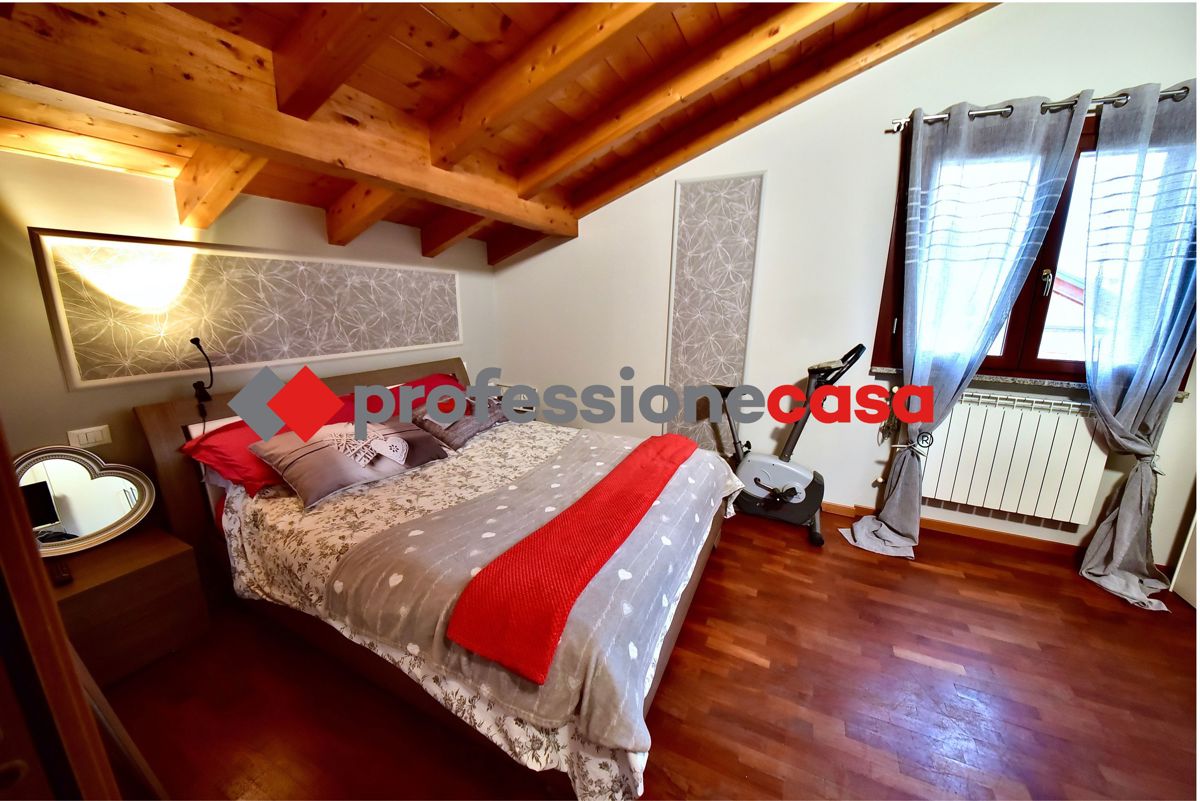 Foto 21 di 32 - Appartamento in vendita a Paderno Dugnano
