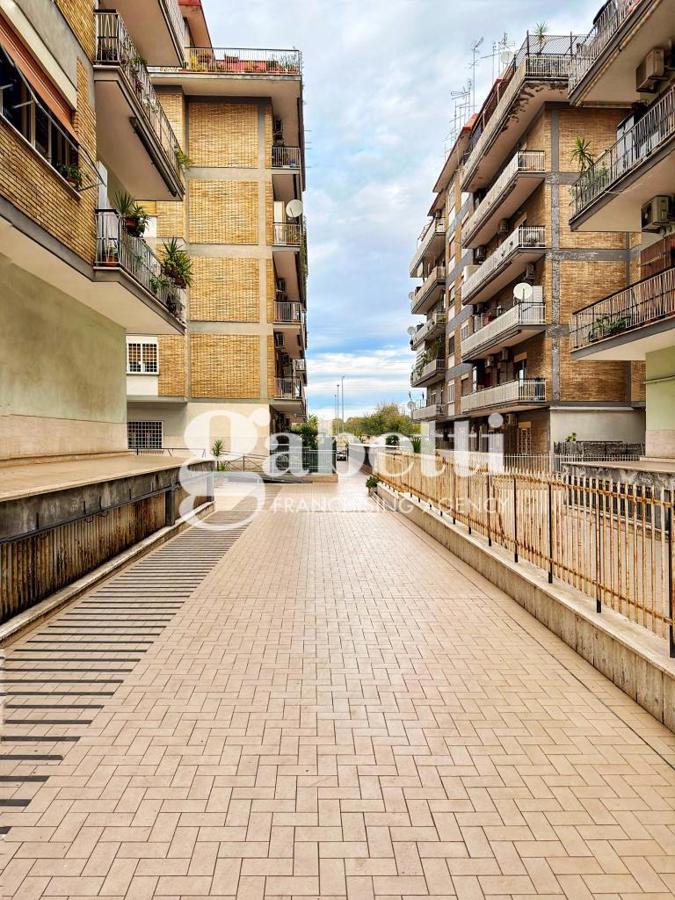 Foto 2 di 20 - Appartamento in vendita a Roma