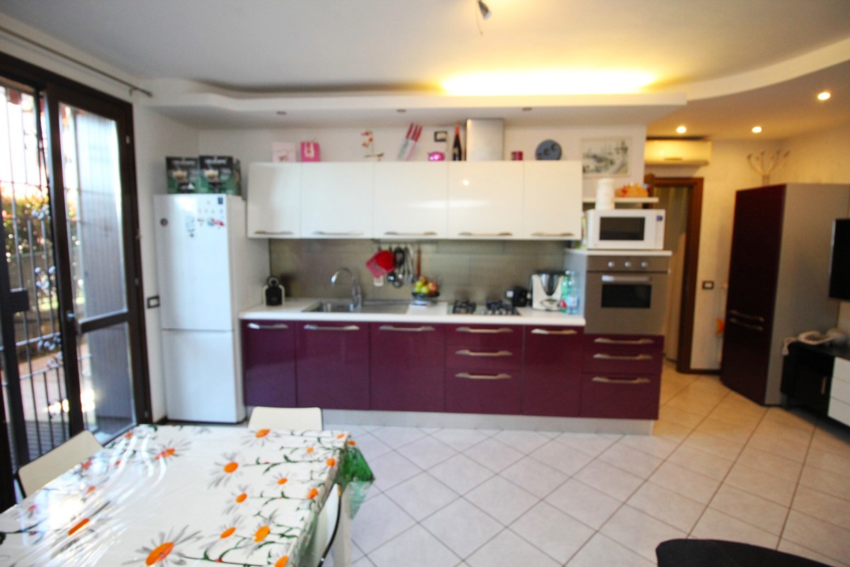 Foto 7 di 23 - Appartamento in vendita a Legnano
