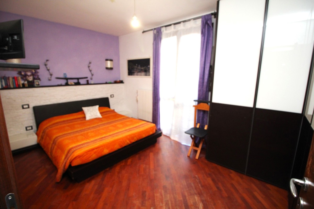 Foto 14 di 23 - Appartamento in vendita a Legnano