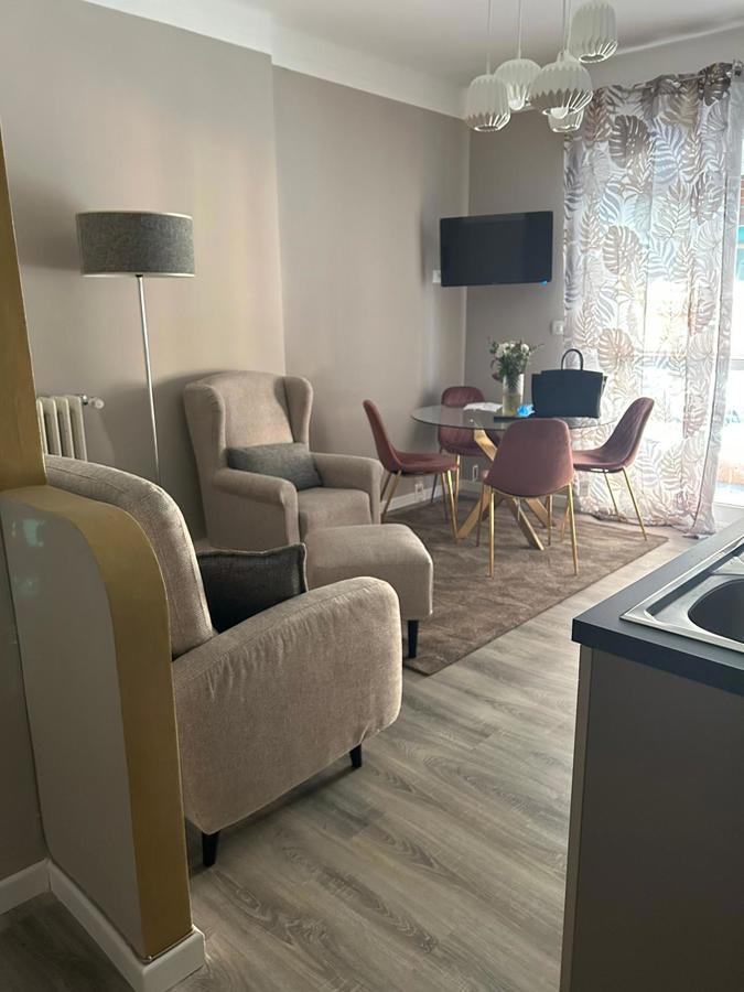 Foto 3 di 16 - Appartamento in vendita a Sanremo