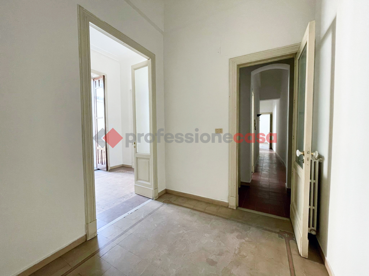 Foto 3 di 18 - Appartamento in affitto a Catania