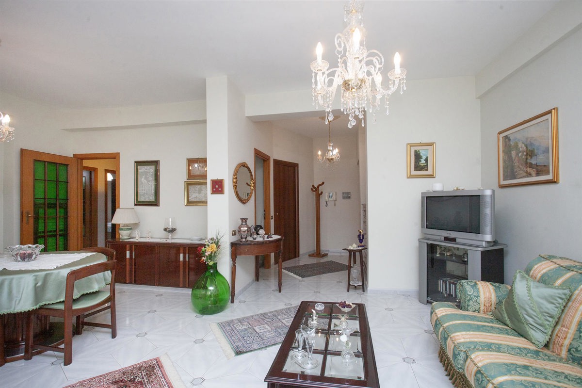 Foto 5 di 28 - Appartamento in vendita a Palermo