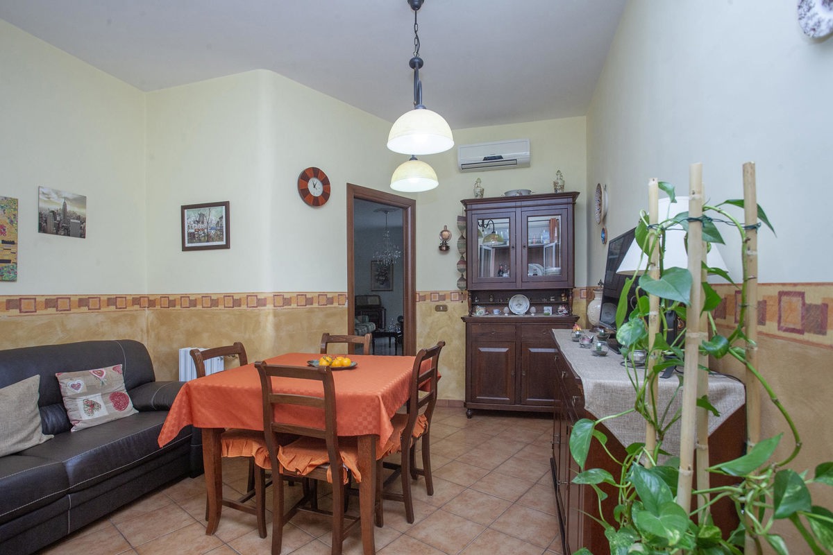 Foto 25 di 28 - Appartamento in vendita a Palermo