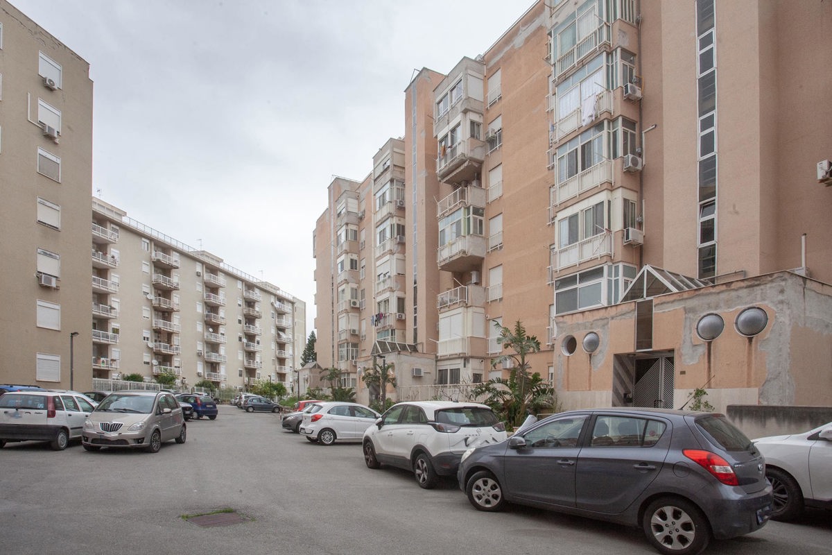 Foto 27 di 28 - Appartamento in vendita a Palermo