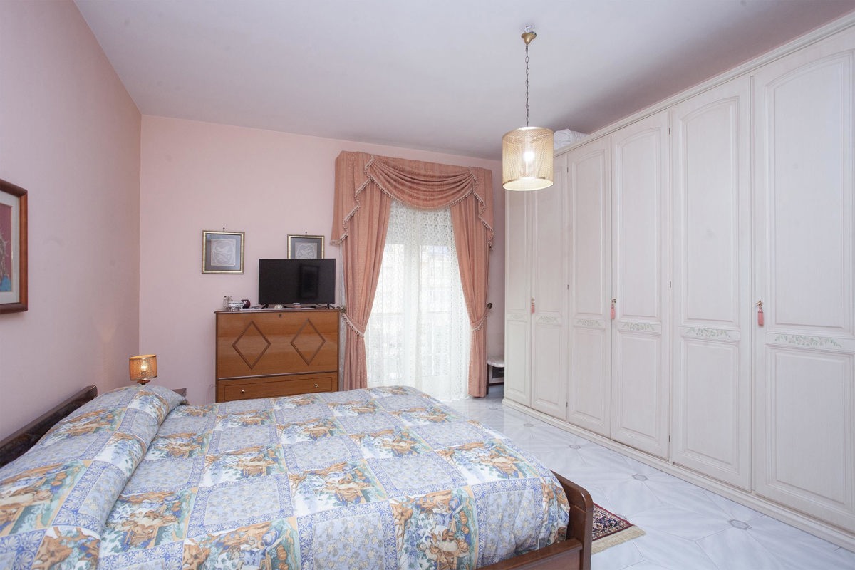Foto 12 di 28 - Appartamento in vendita a Palermo