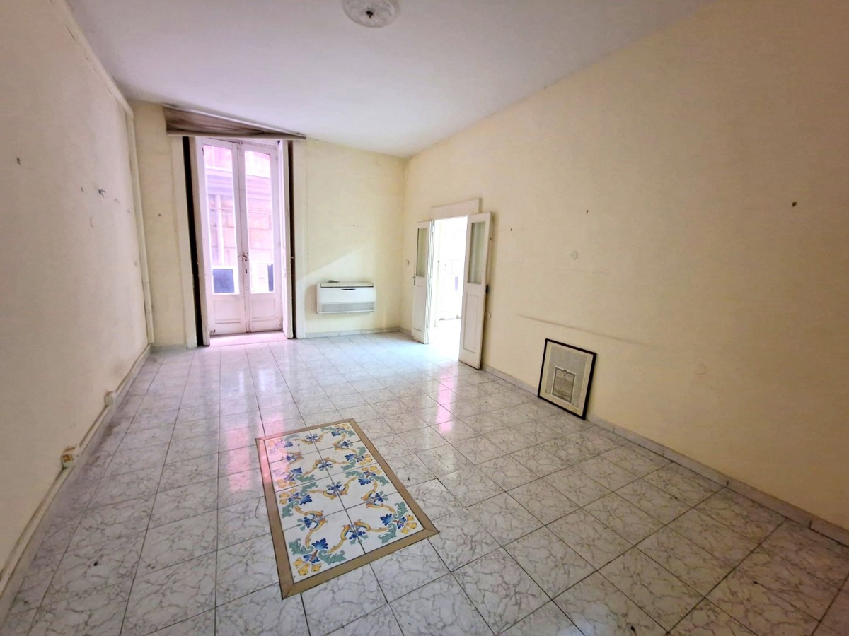 Foto 3 di 13 - Appartamento in vendita a Napoli