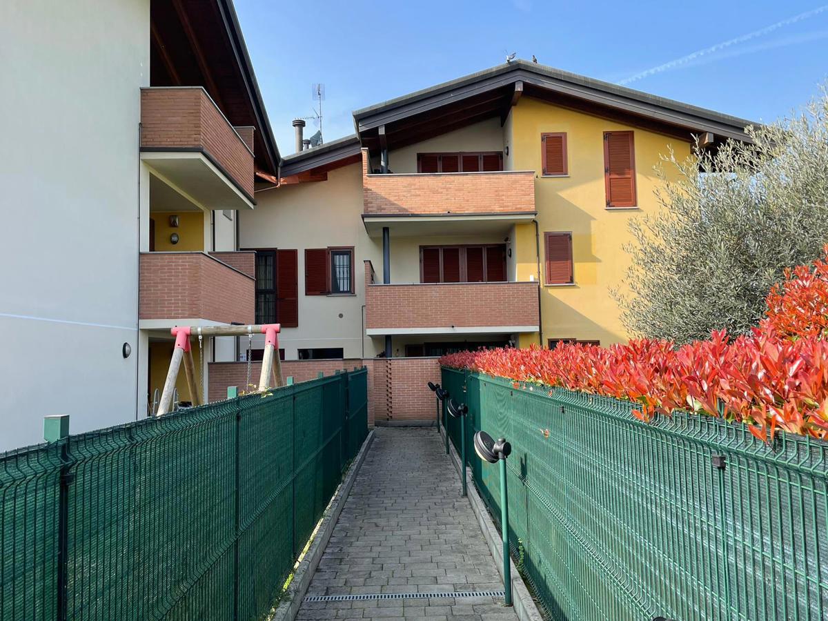 Foto 1 di 10 - Appartamento in vendita a Cisliano