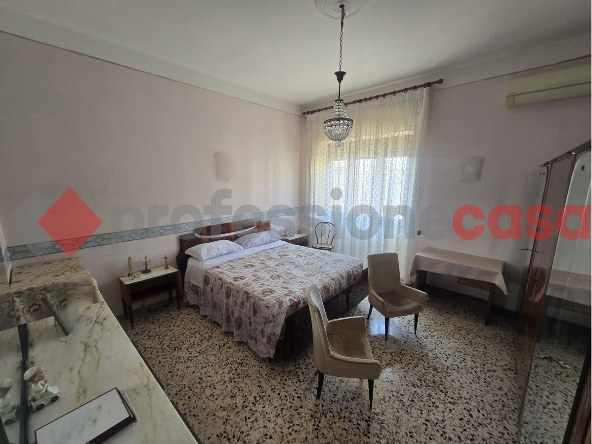 Foto 8 di 12 - Appartamento in vendita a Salerno
