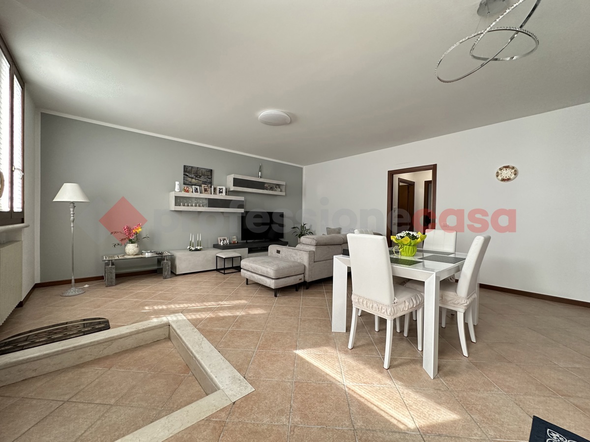 Foto 3 di 10 - Appartamento in vendita a Legnago