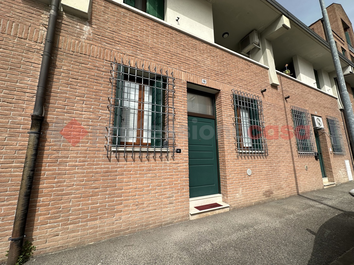 Foto 9 di 10 - Appartamento in vendita a Legnago