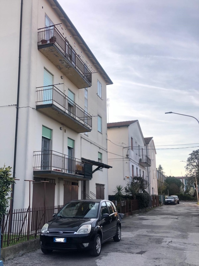 Foto 3 di 5 - Appartamento in vendita a Faenza
