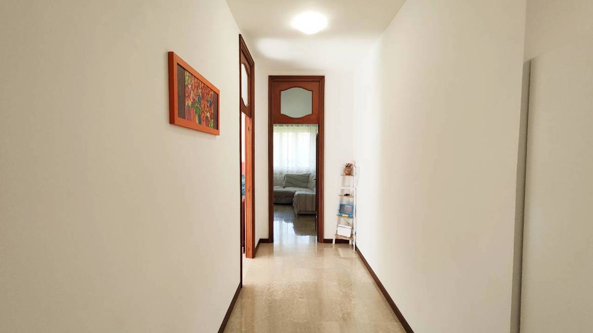 Foto 10 di 28 - Appartamento in vendita a Piacenza