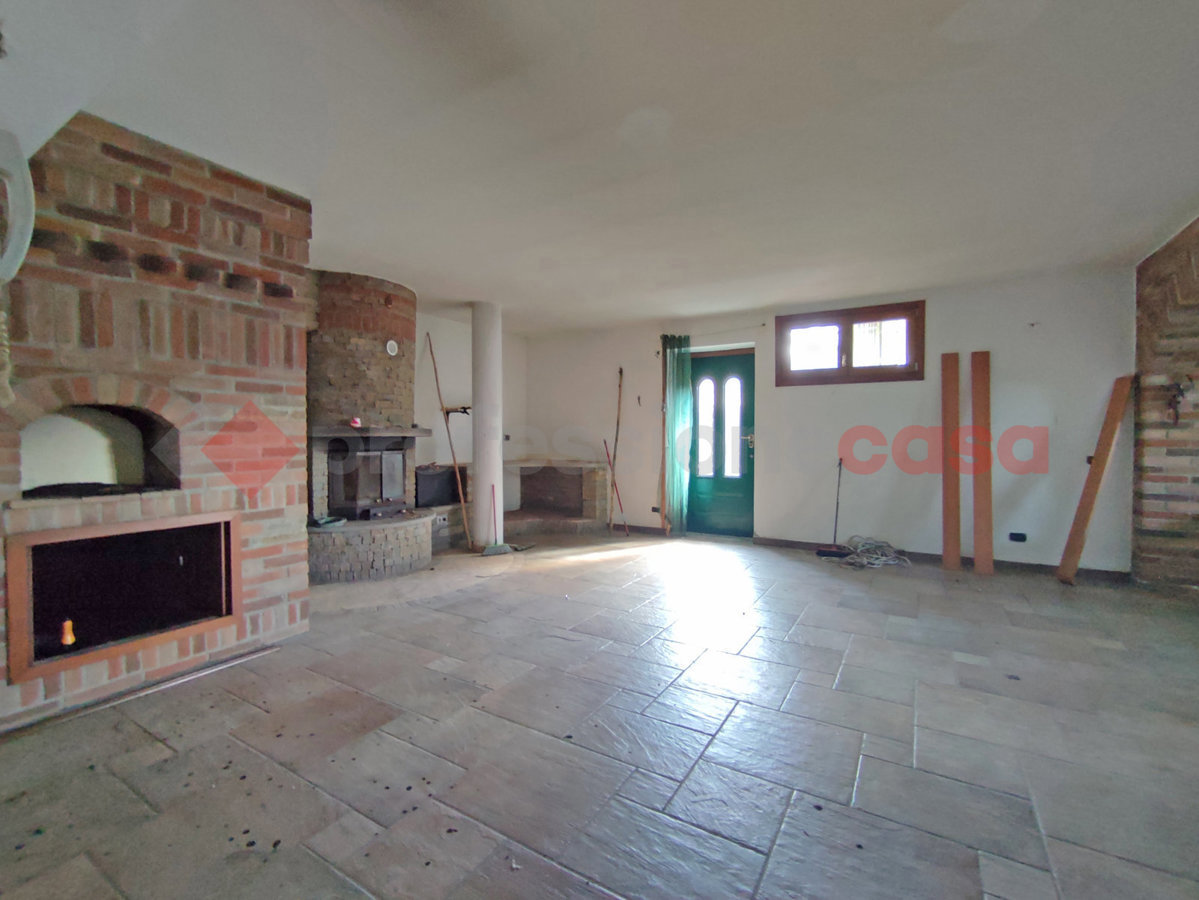 Foto 19 di 27 - Villa a schiera in vendita a Oleggio Castello