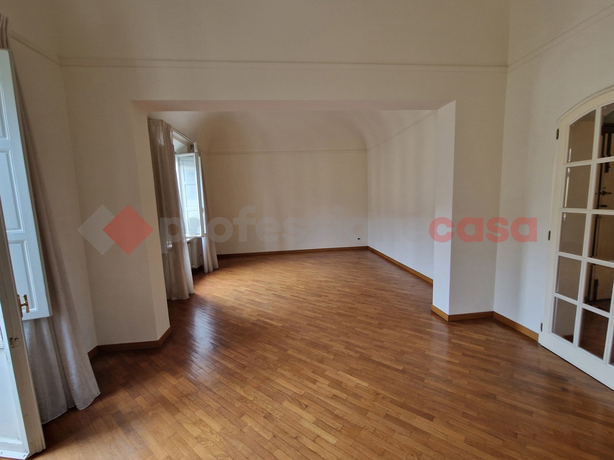 Foto 1 di 20 - Appartamento in affitto a Pisa
