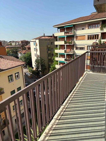 Foto 1 di 4 - Appartamento in vendita a Verona