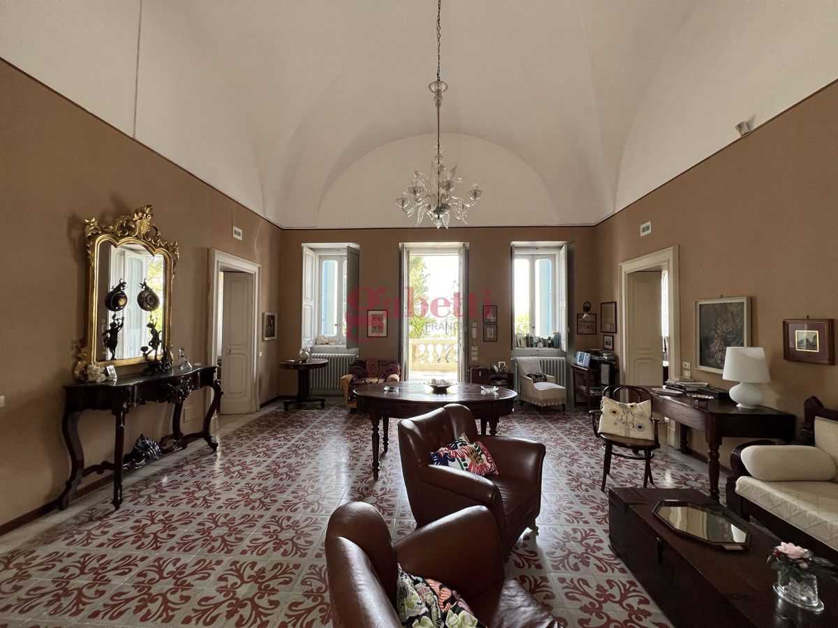 Foto 6 di 36 - Villa in vendita a Arnesano